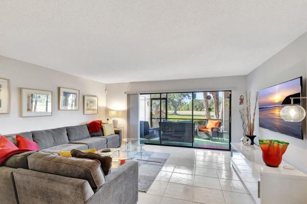 Pinewood At Eastpointe Country Club, 13335 Touchstone Pl #104, Palm Beach Gardens, Florida 33418, image 3