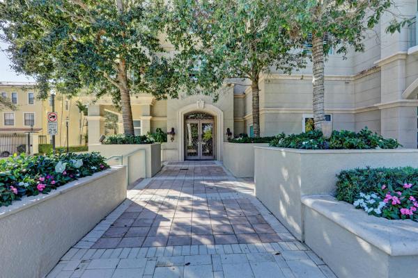 Metropolitan, 403 S Sapodilla Ave #819, West Palm Beach, Florida 33401, image 1