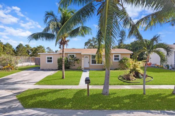 Rolling Green Ridge, 281 NW 28th Ave, Boynton Beach, Florida 33435, image 1