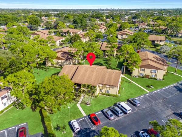 Pine Ridge South 2, 230 Pine Hov Cir #A-2, Greenacres, Florida 33463, image 1