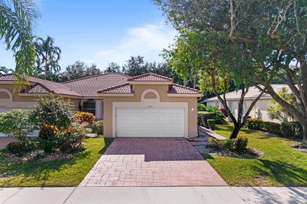 Palm Isles West, 9523 Crescent View Dr, Boynton Beach, Florida 33437, image 1