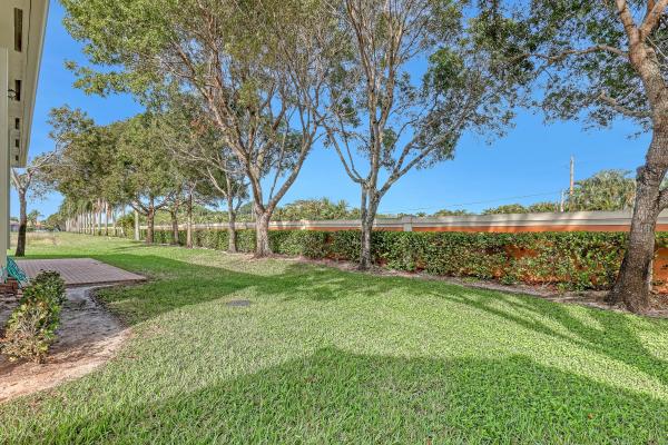 Buena Vida, 8945 Via Brilliante, Wellington, Florida 33411, image 1