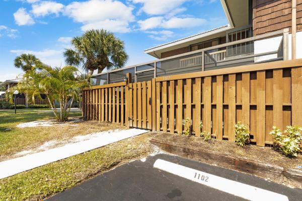 Camelot Gardens, 1102 SE Sir Lancelot Dr #B, Port St. Lucie, Florida 34952, image 1