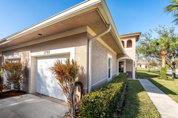 The Lakes At The Savannah, 1793 S Dovetail Dr #B2, Fort Pierce, Florida 34982, image 1