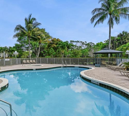 Lavers Delray Racquet Club, 2455 Lindell Blvd #3202, Delray Beach, Florida 33444, image 2