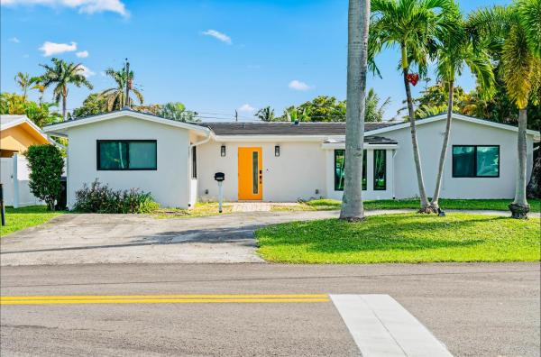 Almar Estates, 3000 NE 2nd Ter, Wilton Manors, Florida 33334, image 1