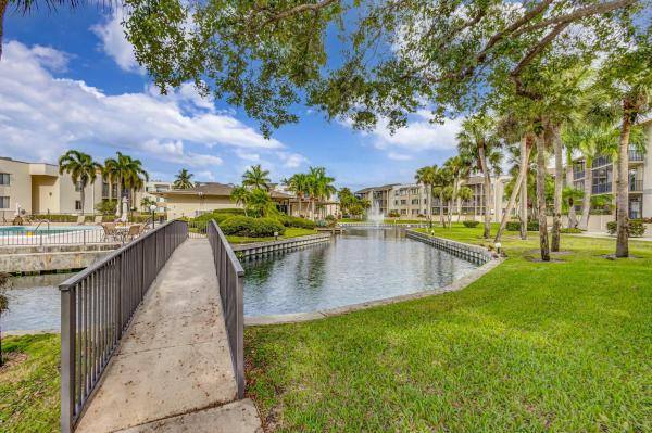 Longwood, 11811 Avenue Of The Pga, Palm Beach Gardens, Florida 33418, image 1