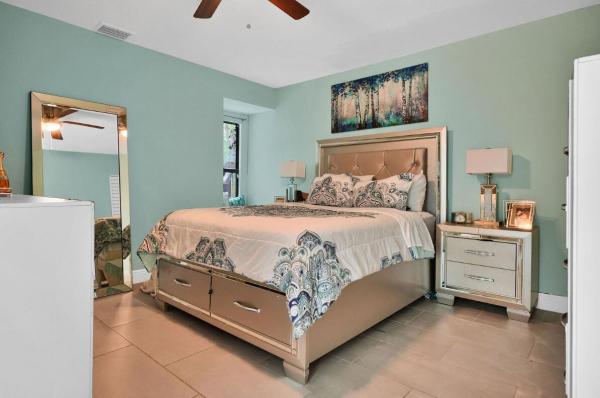 Pineapple Walk, 22388 Pineapple Walk Dr, Boca Raton, Florida 33433, image 1