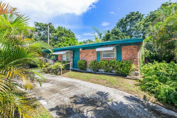 Toledo, 6316 S Olive Ave, West Palm Beach, Florida 33405, image 1