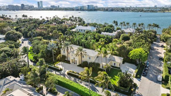 Tangier Estates, 510 N Lake Way, Palm Beach, Florida 33480, image 1