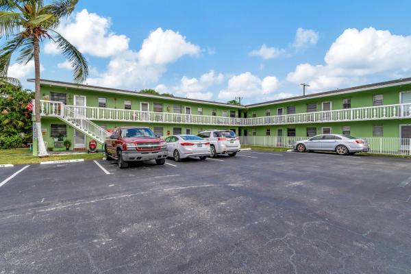702 N L St #6, Lake Worth Beach, Florida 33460, image 1