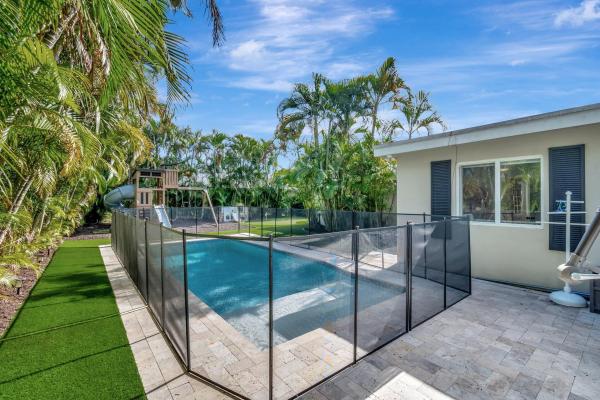 Royal Oaks Hills, 851 SW 7th St, Boca Raton, Florida 33486, image 2