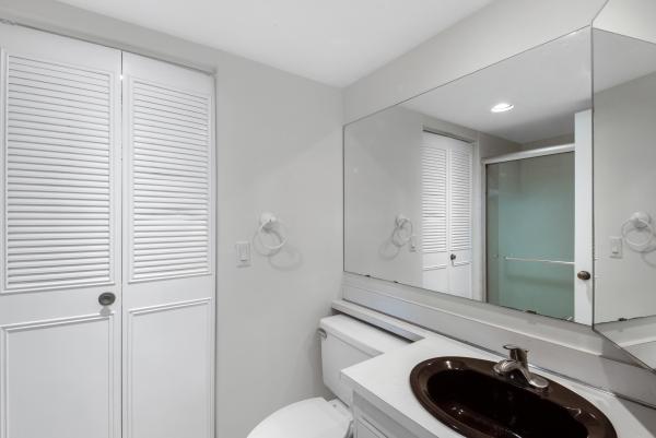 Lakewood Of Palm Springs, 368 Lake Arbor Dr, Palm Springs, Florida 33461, image 1