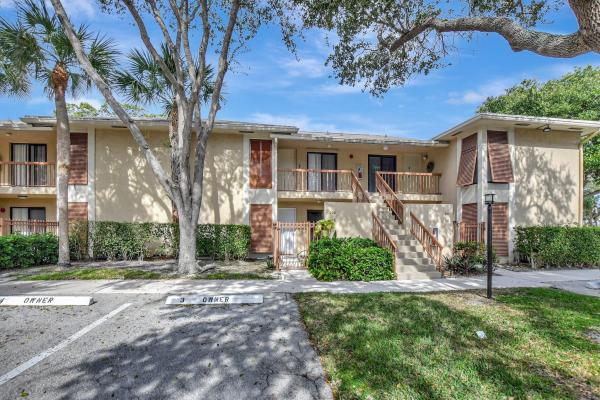 Sanctuary Pines In Boca Raton, 3939 NE 5th Ave #B102, Boca Raton, Florida 33431, image 1