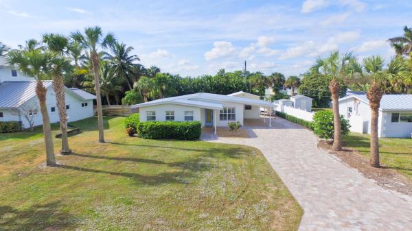 Fort Pierce Shores, 2415 Tamarind Dr, Fort Pierce, Florida 34949, image 1