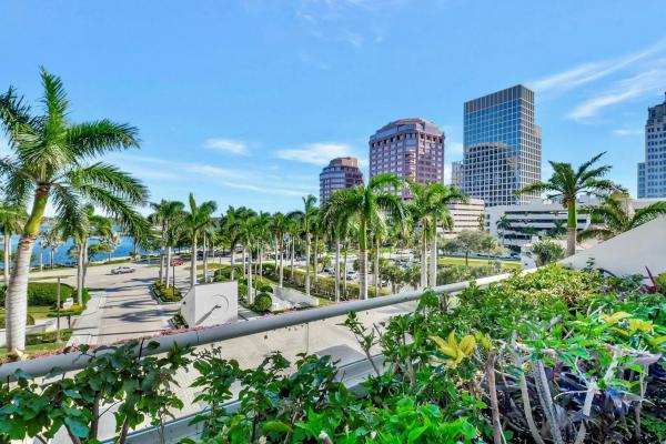 529 S Flagler Dr #4f, West Palm Beach, Florida 33401, image 1