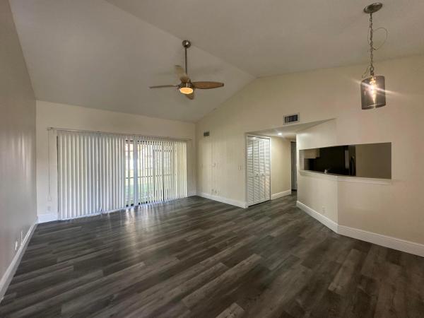 South Lake At Dos Lagos, 8 Via De Casas Sur #103, Boynton Beach, Florida 33426, image 1