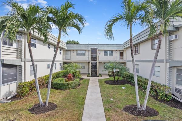 Monaco At Kings Point, 156 Monaco D, Delray Beach, Florida 33446, image 1