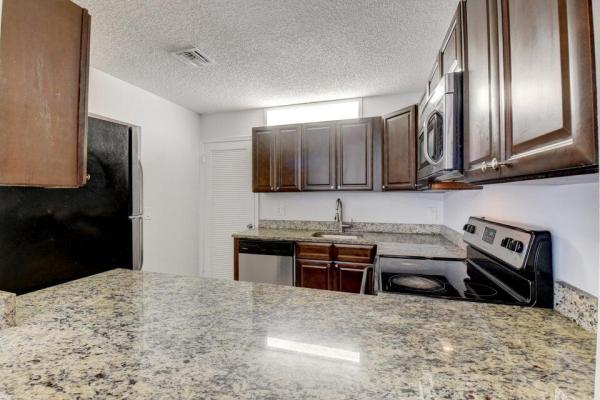 Countryside Townhomes, 4268 S Landar Dr, Lake Worth Beach, Florida 33463, image 1