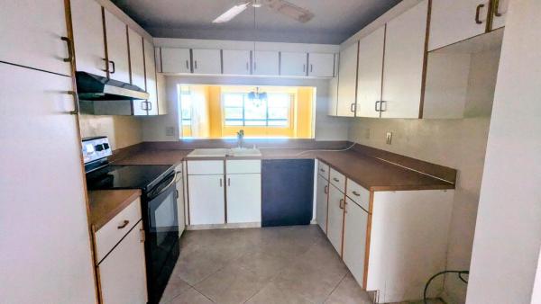 Clairmont, 10664 W Clairmont Cir #305, Tamarac, Florida 33321, image 2