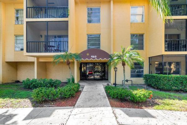Casa Del Rio, 460 NW 20th St #111, Boca Raton, Florida 33431, image 1