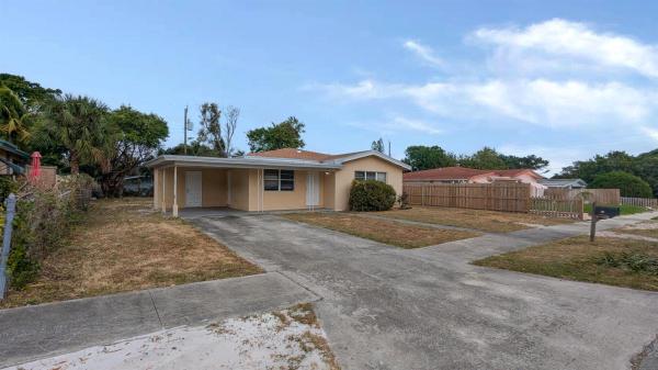 Bellview Manor, 15 SW 8th Ct, Delray Beach, Florida 33444, image 1