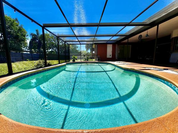 Palm Beach Gardens No HOA, 9598 N Military Trl, Palm Beach Gardens, Florida 33410, image 1