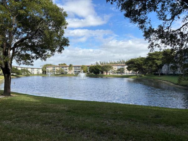 Eleuthera Village, 1804 Eleuthera Pt #N1, Coconut Creek, Florida 33066, image 1