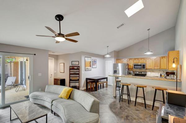 Westwood Gardens, 5353 Eagle Lake Dr, Palm Beach Gardens, Florida 33418, image 1