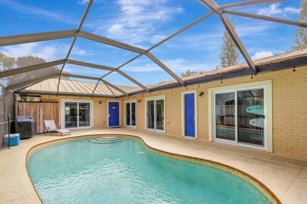 Westwood Gardens, 5353 Eagle Lake Dr, Palm Beach Gardens, Florida 33418, image 1