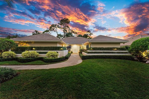 Burwick, 2 Alford Ct, Palm Beach Gardens, Florida 33418, image 1