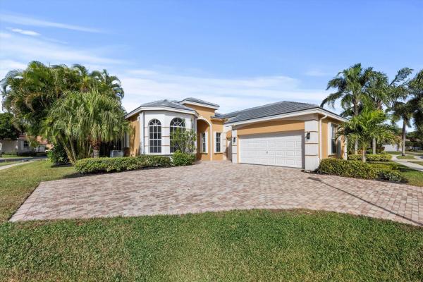 Imperial Isle At Wycliffe, 4237 Imperial Isle Dr, Lake Worth Beach, Florida 33449, image 1