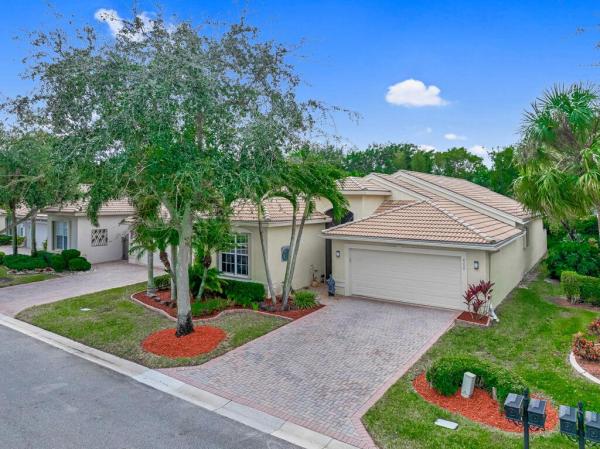 Valencia Shores, 8298 Sandpiper Glen Dr, Lake Worth Beach, Florida 33467, image 1
