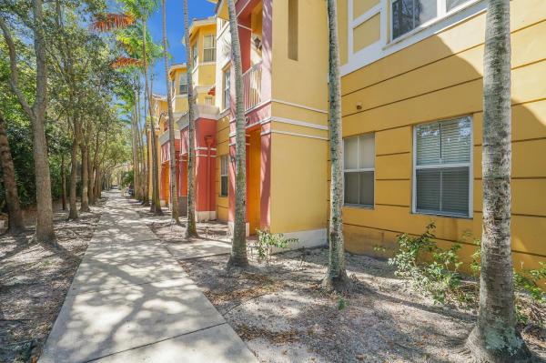 Shoma Townhomes At Royal Palm Beach, 2148 Shoma Dr, Royal Palm Beach, Florida 33414, image 1