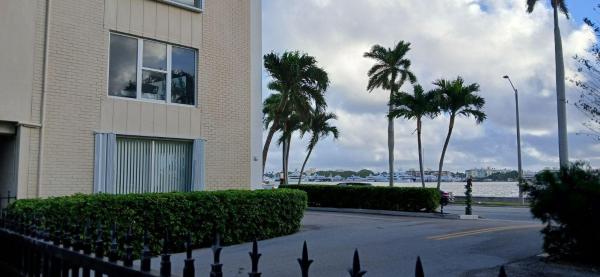 Viking Arms, 1601 S Flagler Dr DRIVE #109O, West Palm Beach, Florida 33401, image 3