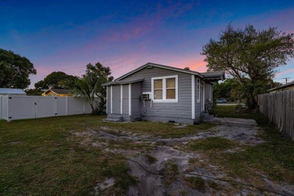 Monroe, 706 NW 1st St, Delray Beach, Florida 33444, image 3