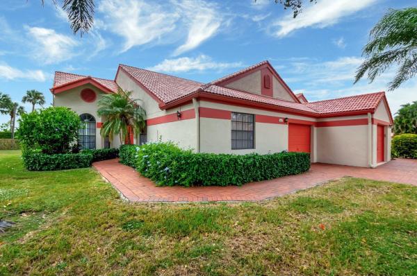 The Lexington Club, 7676 Lexington Club Blvd #A, Delray Beach, Florida 33446, image 1