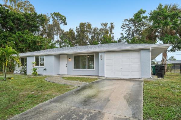 2325 SE Seafury Ln, Port St. Lucie, Florida 34953, image 1