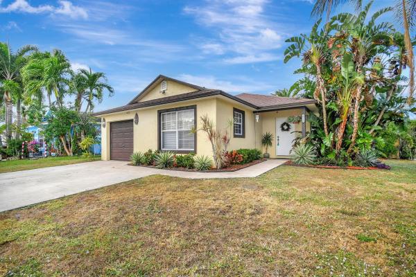 The Courts At Boynton Place, 10113 Boynton Place Cir, Boynton Beach, Florida 33437, image 1