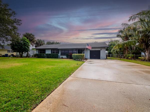 Towner Park, 5328 Club Rd, Haverhill, Florida 33415, image 1