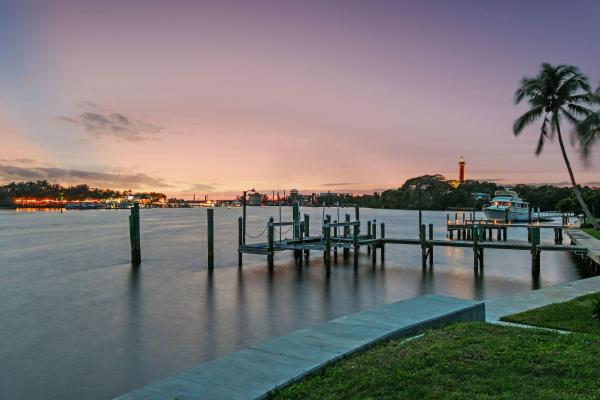 Jupiter Inlet Beach Colony, 88 Lighthouse Dr, Jupiter Inlet Colony, Florida 33469, image 1