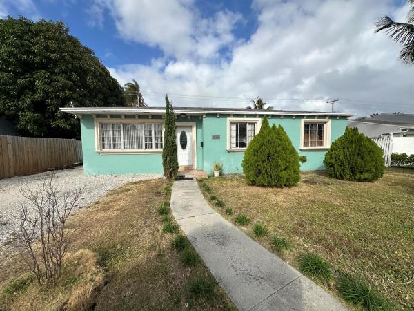 Broadmoor, 349 Forest Hill Blvd, West Palm Beach, Florida 33405, image 1