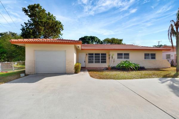 Caldwell Heights, 2350 NW 3rd Ave, Boca Raton, Florida 33431, image 1