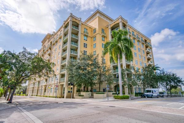 Metropolitan, 403 S Sapodilla Ave #405, West Palm Beach, Florida 33401, image 1