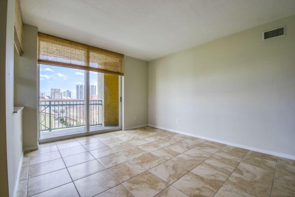 Metropolitan, 403 S Sapodilla Ave #405, West Palm Beach, Florida 33401, image 3
