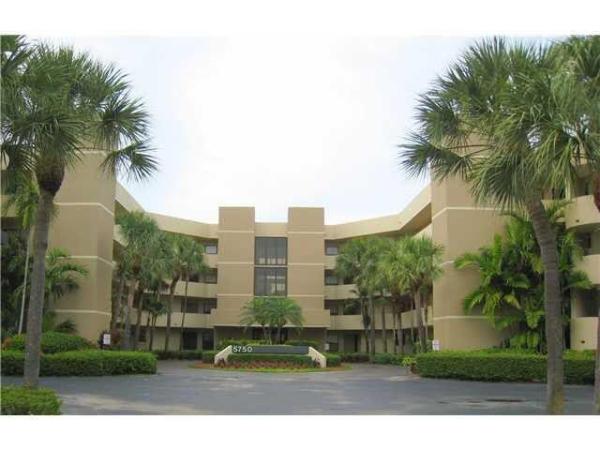 Camino Real Village, 5750 Camino Del Sol #406, Boca Raton, Florida 33433, image 1