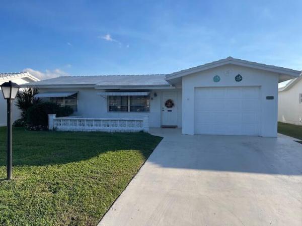 Palm Beach Leisureville, 2016 SW Golf Ln, Boynton Beach, Florida 33426, image 1