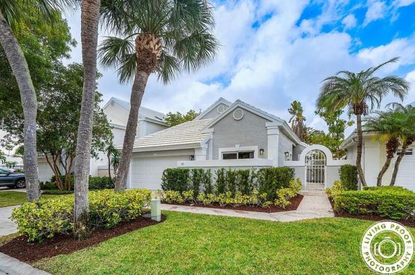 Barclay Club, 53 Dorchester Cir, Palm Beach Gardens, Florida 33418, image 1