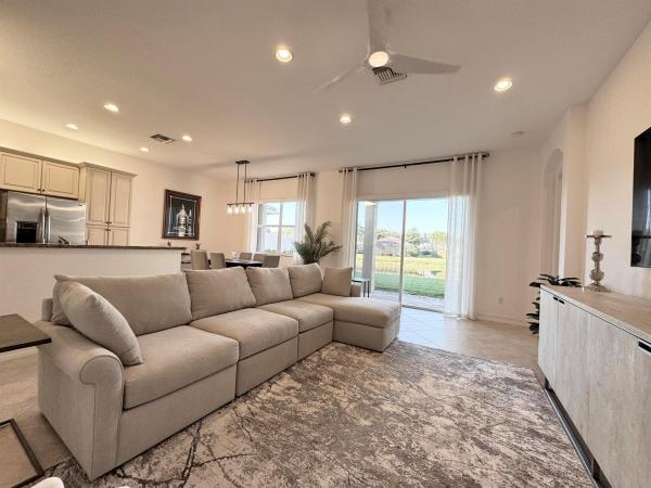 Valencia Pointe, 6881 Watertown Dr, Boynton Beach, Florida 33437, image 1
