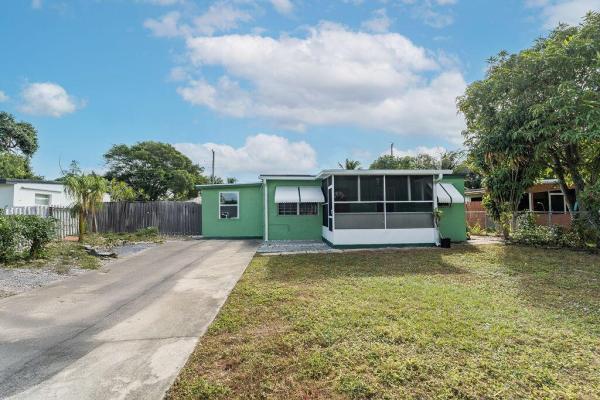 San Castle, 5050 Old Spanish Rd, Lake Worth Beach, Florida 33462, image 1
